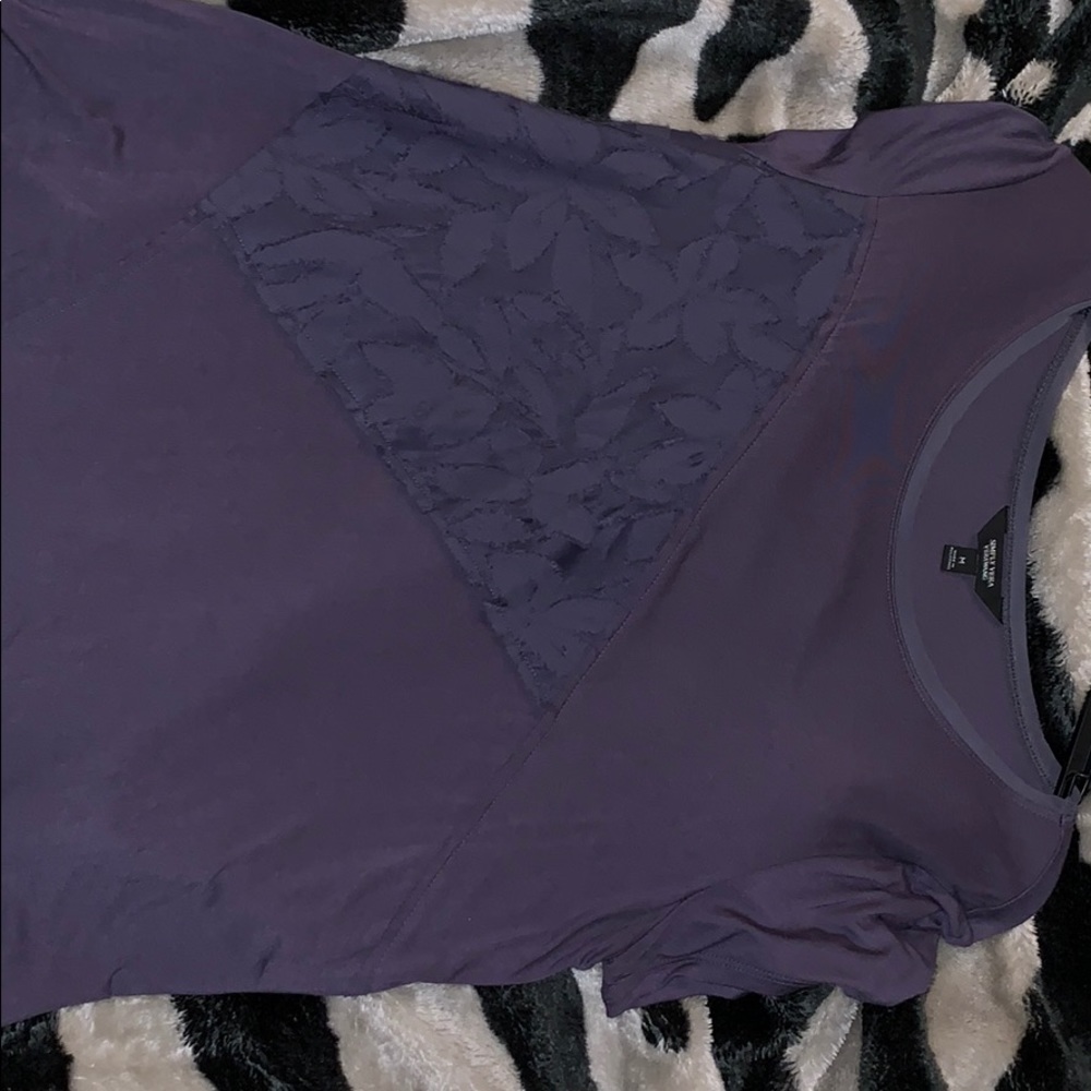 Vera Wang Simple T